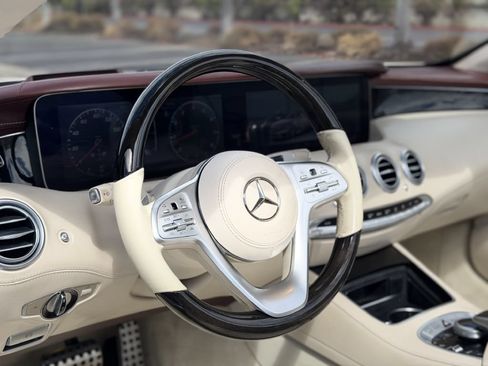 Used 2018 Mercedes-Benz S 560 Cabriolet image 16