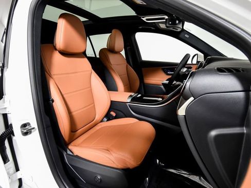 New 2026 Mercedes-Benz GLC 300 4MATIC image 30
