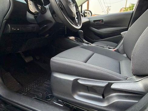 Used 2023 Toyota Corolla LE FWD image 15