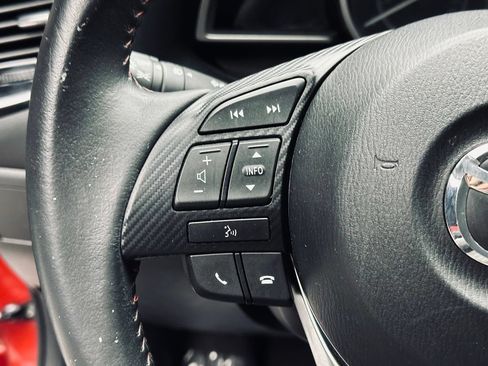 Used 2015 MAZDA MAZDA3 i Touring FWD image 28