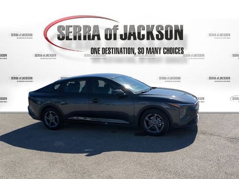 Certified 2025 Kia K4 LXS image 9