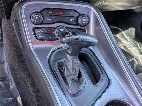 Used 2017 Dodge Challenger SXT RWD image 14