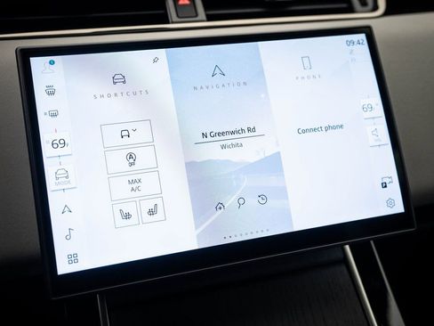 Used 2026 Land Rover Range Rover Evoque Dynamic SE image 29