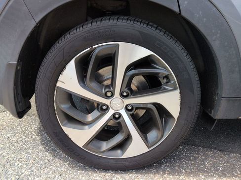 Used 2017 Hyundai Tucson Limited w/ Limited Ultimate Package 03 AWD/4WD image 29