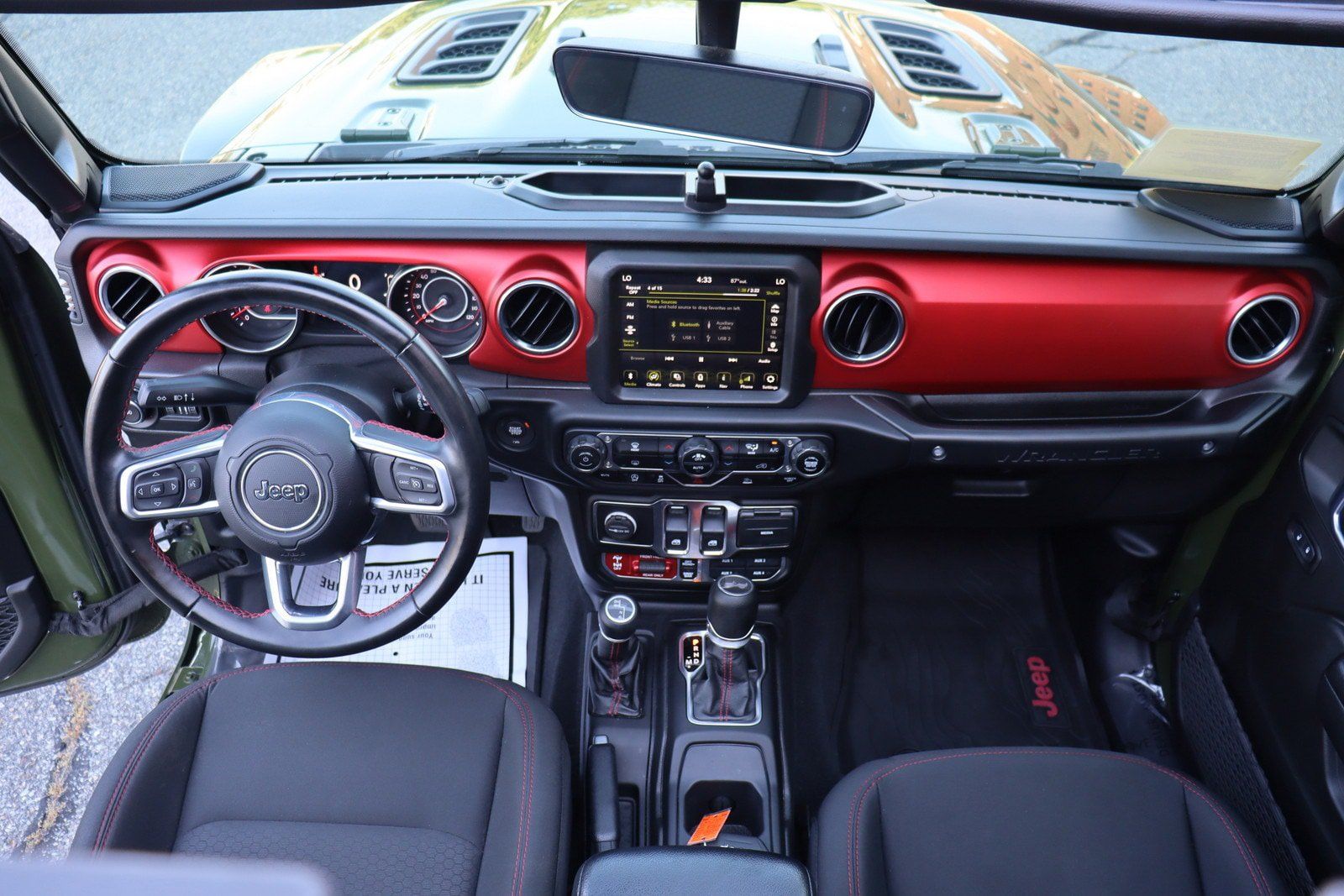Used 2021 Jeep Wrangler Rubicon AWD/4WD image 10