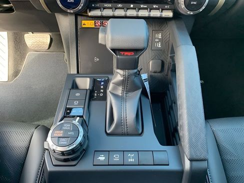 New 2025 Toyota Tacoma TRD Off-Road image 22