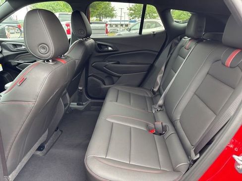 New 2026 Chevrolet Trax RS w/ Driver Confidence Package FWD image 32