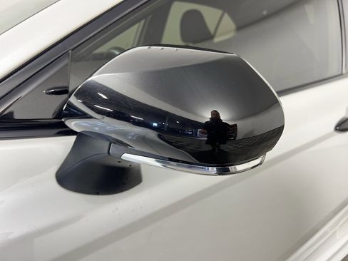 Used 2022 Toyota Camry XSE image 13