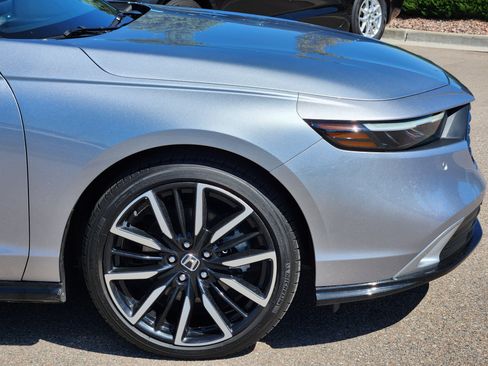 Used 2024 Honda Accord Touring image 7