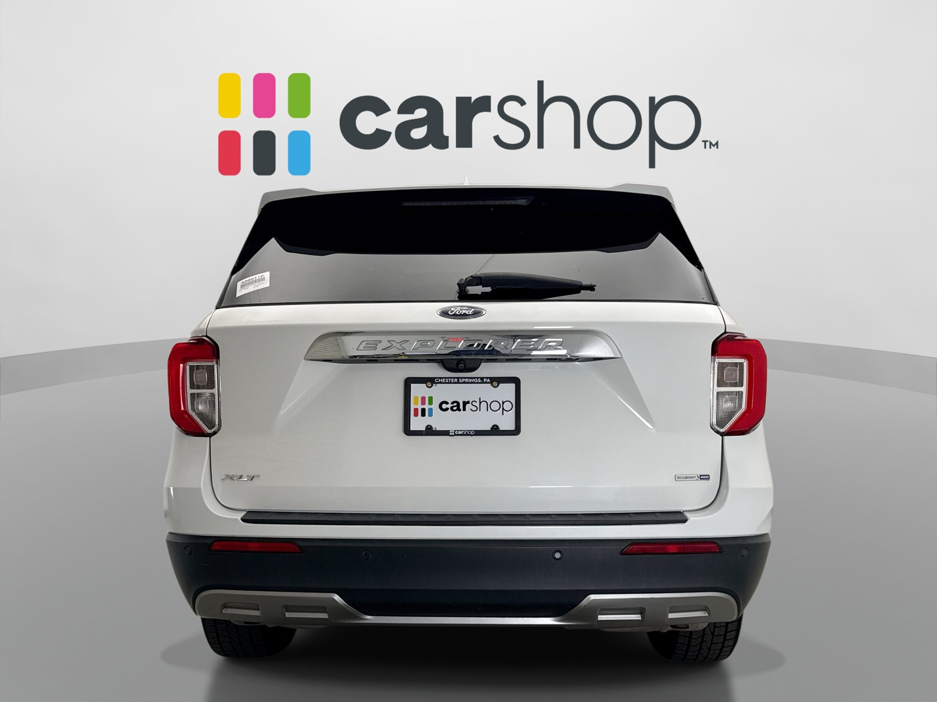 Used 2020 Ford Explorer XLT w/ Equipment Group 202A AWD/4WD image 4