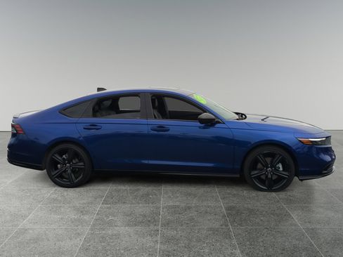 Used 2024 Honda Accord Sport image 6