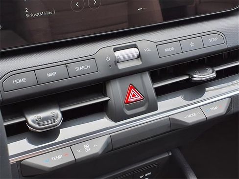 New 2025 Kia K4 EX image 10