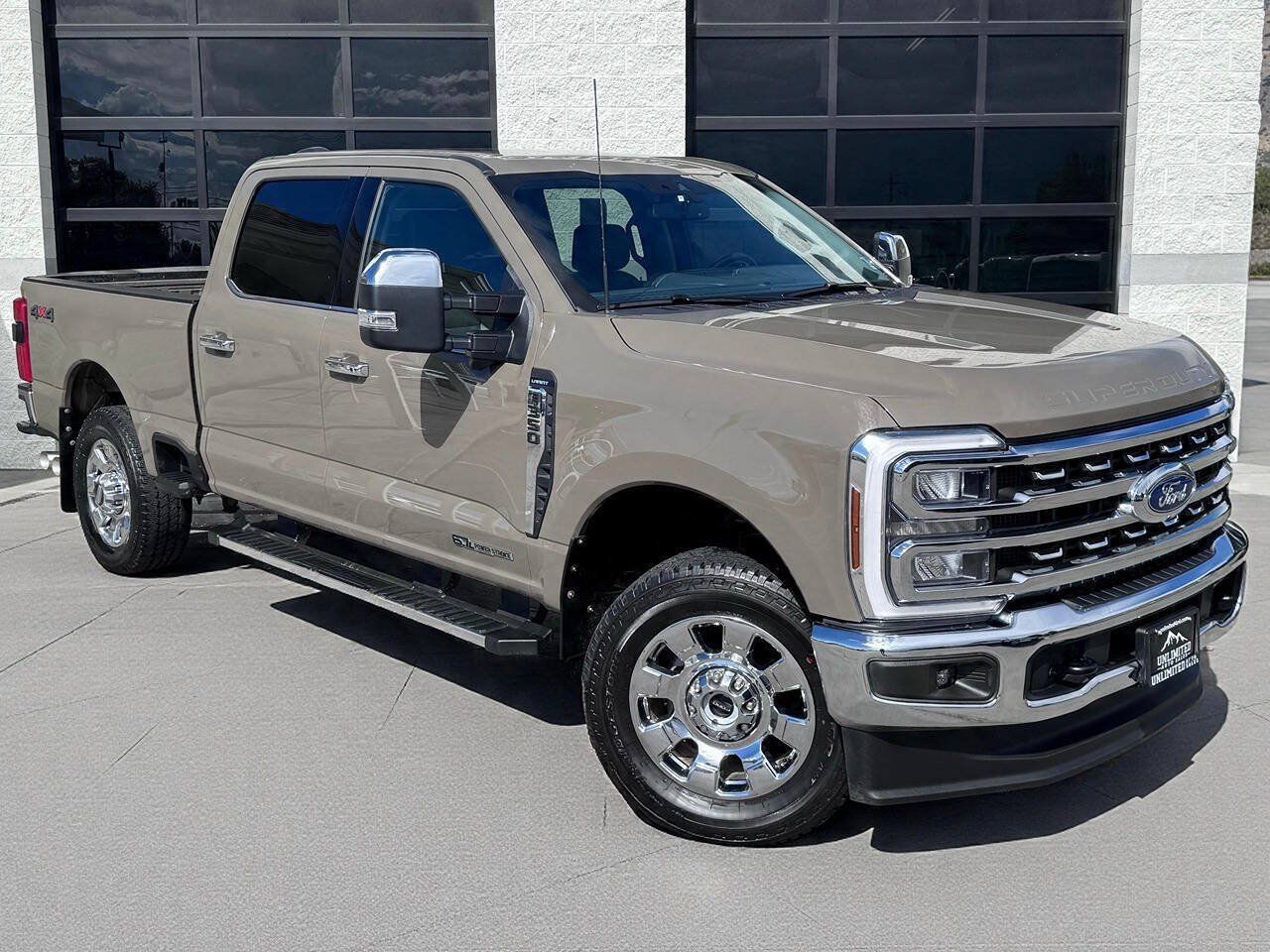 Used 2026 Ford F350 Lariat w/ Chrome Package AWD/4WD image 2