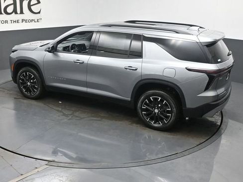 New 2026 Chevrolet Traverse LT w/ Sun and Wheel Package FWD image 21