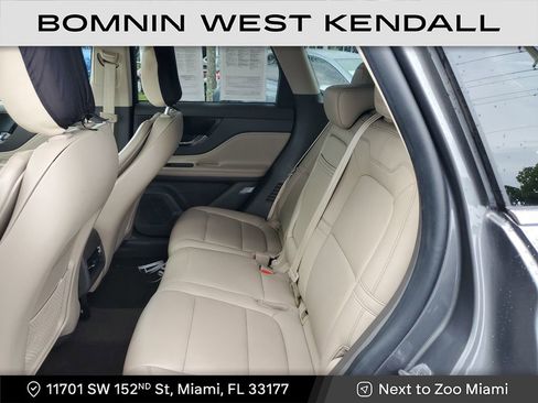 Used 2022 Lincoln Corsair Standard image 17