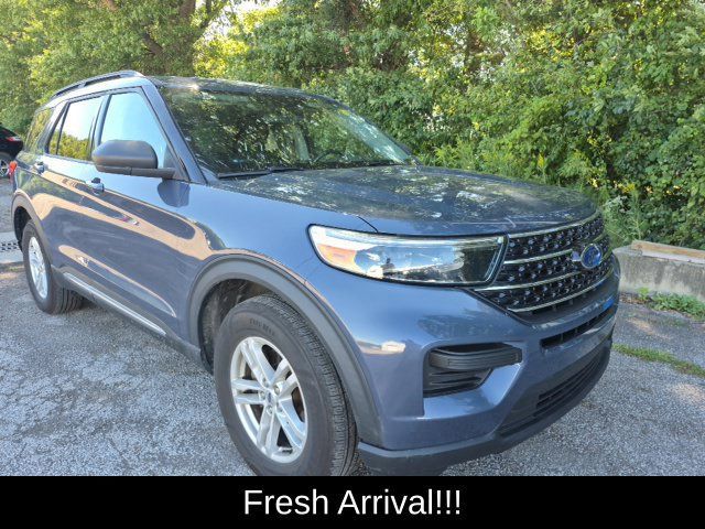 Used 2021 Ford Explorer XLT w/ Class III Trailer Tow Package AWD/4WD image 1