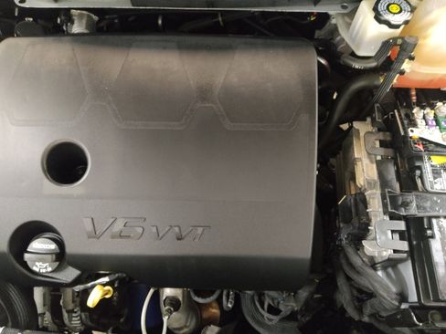 Used 2018 Chevrolet Traverse LT w/ LPO, Cargo Package image 30