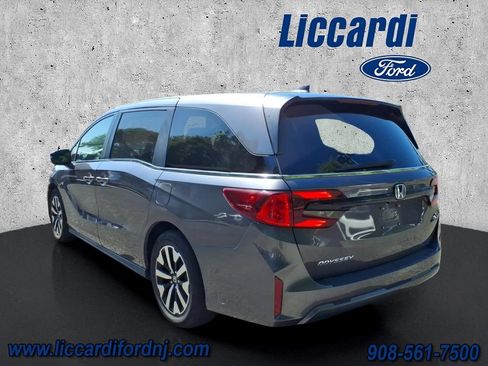 Used 2025 Honda Odyssey EX-L image 3