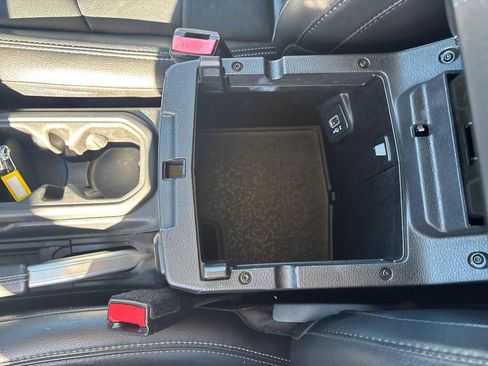 Used 2021 Jeep Gladiator Overland w/ Popular Equipment Package image 34