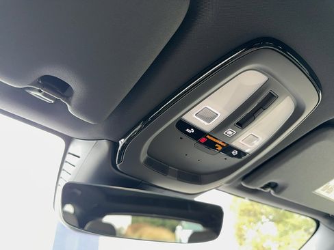 Used 2026 Volvo XC60 B5 Core image 22