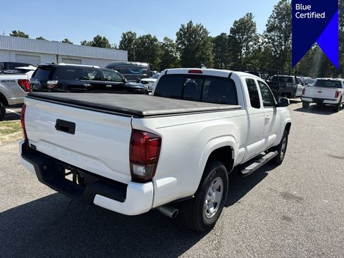 Used 2022 Toyota Tacoma SR w/ SR Convenience Package RWD image 5