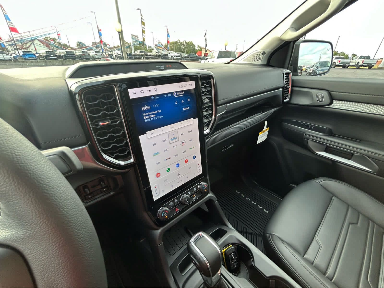 New 2026 Ford Ranger Lariat w/ Black Appearance Package AWD/4WD image 22