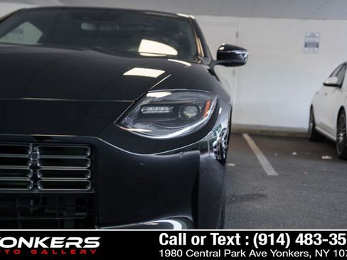 Used 2024 Nissan Z Performance w/ Floor Mat Package RWD image 9