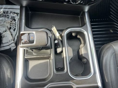 Used 2022 Chevrolet Silverado 1500 LTZ w/ LTZ Convenience Package II AWD/4WD image 26