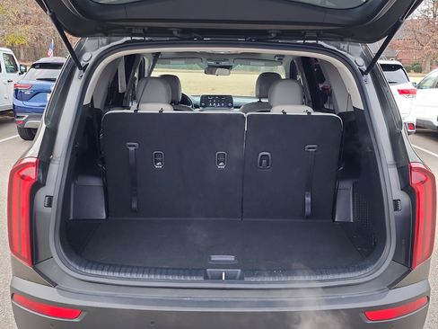 Used 2021 Kia Telluride S image 15