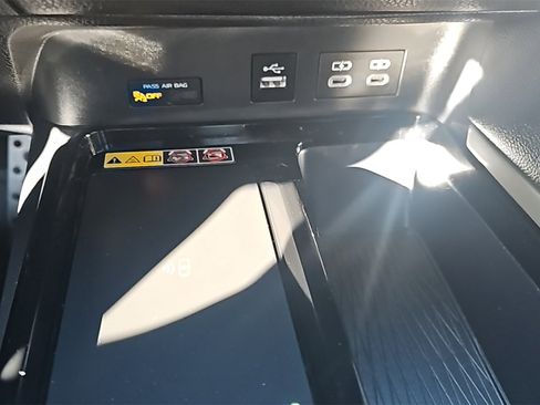 Used 2025 Toyota Camry XSE image 19