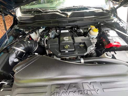 Used 2024 RAM 3500 Tradesman w/ Chrome Appearance Group image 7