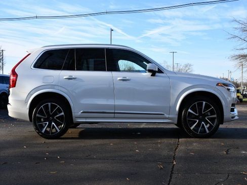 Certified 2024 Volvo XC90 B6 Plus w/ Protection Package image 8
