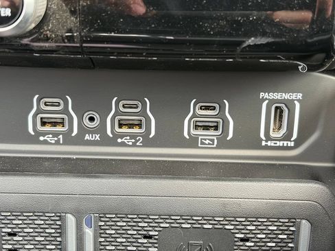 New 2026 RAM 1500 Laramie AWD/4WD image 27
