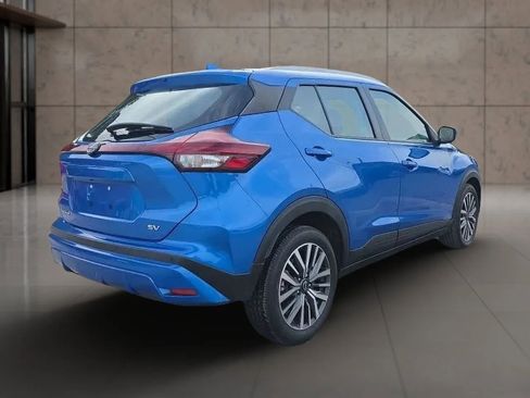 Used 2024 Nissan Kicks SV image 6