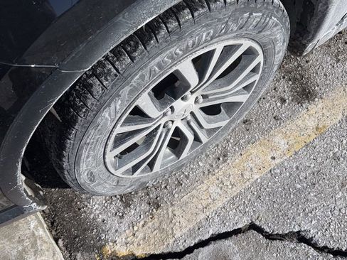 Used 2018 Mitsubishi Outlander ES image 5