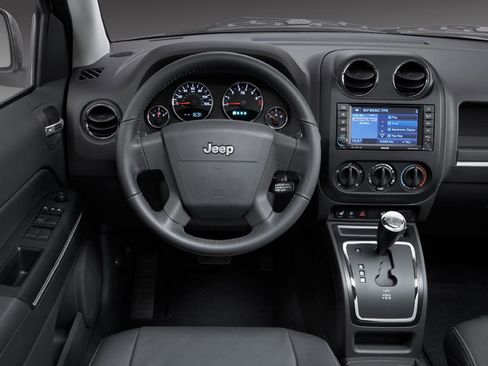Used 2010 Jeep Compass Sport w/ PWR Equipment Group AWD/4WD image 5