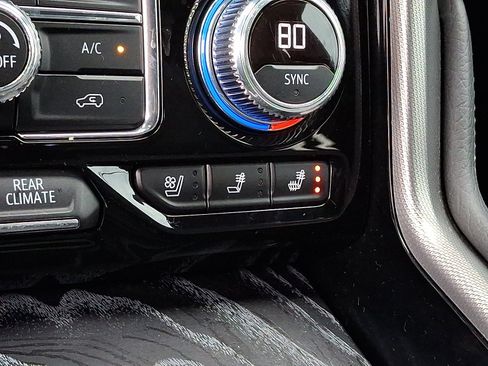 Used 2023 GMC Yukon Denali image 26