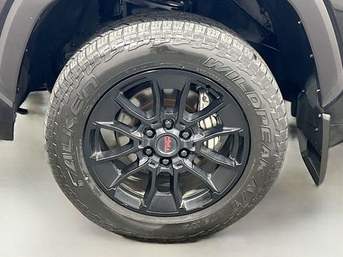 Used 2024 Toyota Tundra SR5 w/ SR5 Premium Package AWD/4WD image 27
