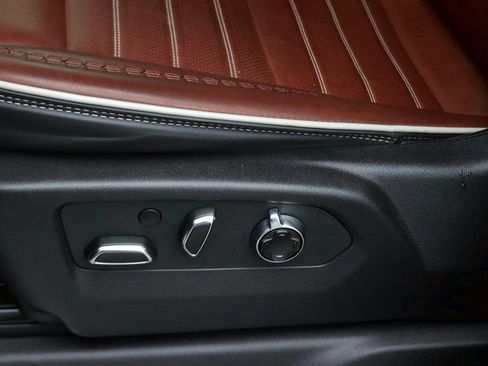 Used 2024 GMC Sierra 2500 Denali Ultimate image 17