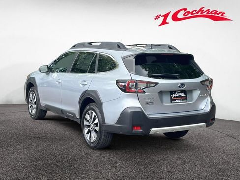 Used 2024 Subaru Outback Limited AWD/4WD image 9