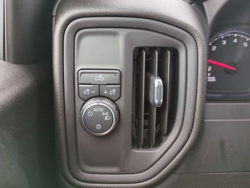 Used 2021 Chevrolet Silverado 1500 Custom image 26