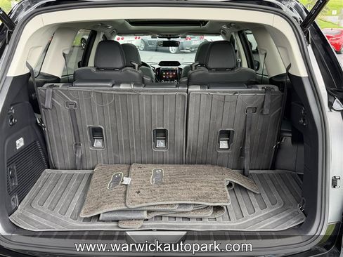 Used 2022 Subaru Ascent Onyx Edition AWD/4WD image 16