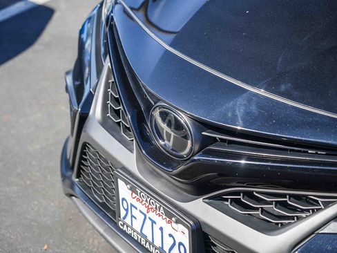 Certified 2023 Toyota Camry SE FWD image 3