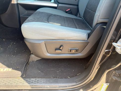 Used 2017 RAM 1500 Lone Star RWD image 15