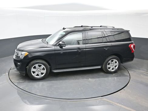 Used 2020 Ford Expedition XLT w/ Equipment Group 202A RWD image 25