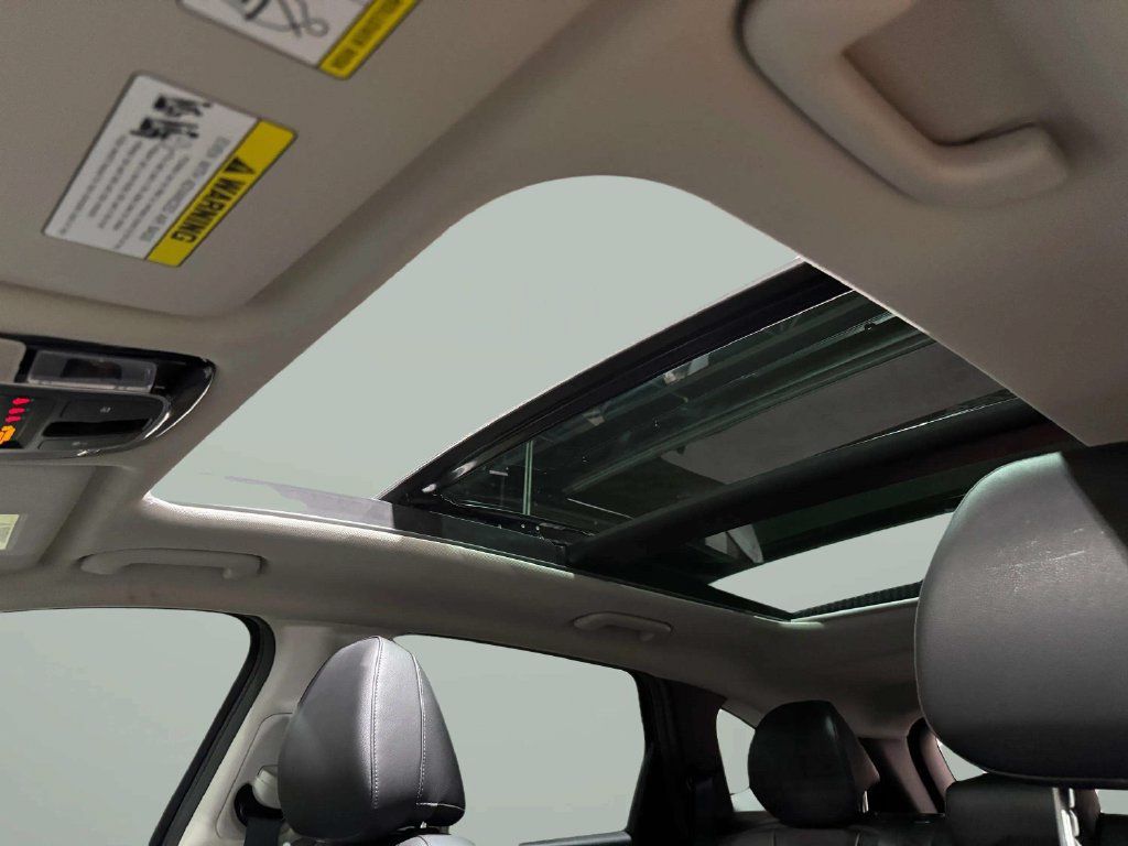 Used 2024 Hyundai Tucson Limited FWD image 15