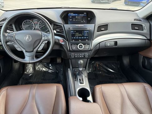 Used 2021 Acura ILX w/ Premium Package image 2