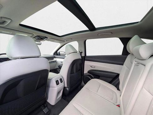New 2025 Hyundai Tucson SEL image 17