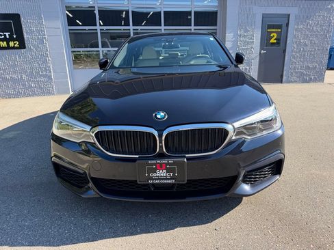Used 2019 BMW 540i xDrive w/ M Sport Package AWD/4WD image 6
