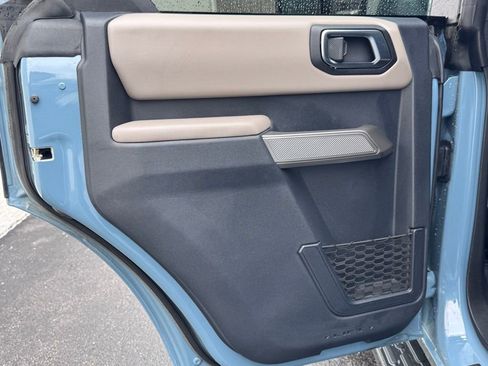 Used 2023 Ford Bronco Wildtrak image 13